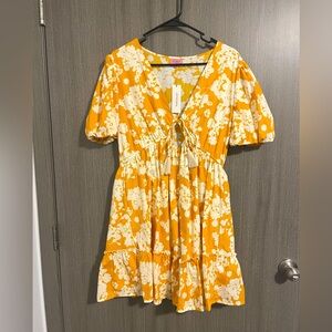 francesca’s, size large, never worn!